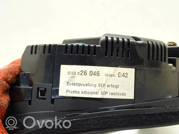 Audi A4 S4 B6 8E 8H Compteur de vitesse tableau de bord 0263626046