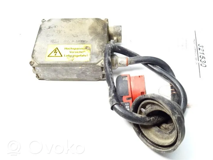 Volkswagen PASSAT B5.5 Voltage converter/converter module 