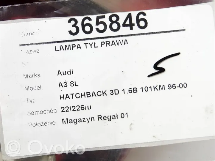 Audi A3 S3 8L Aizmugurējais lukturis virsbūvē 8L0945096