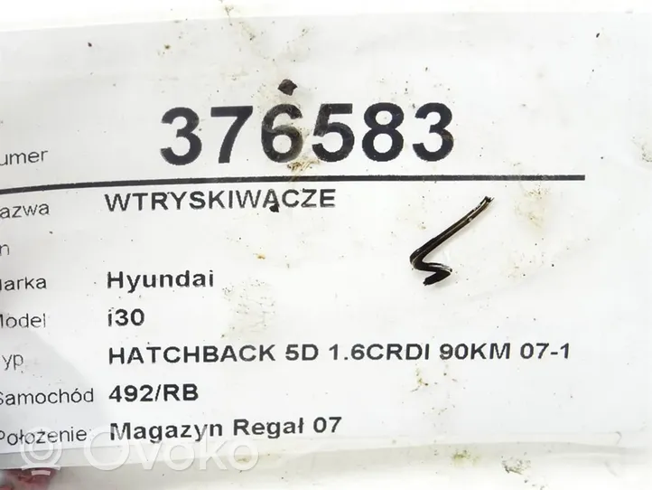 Hyundai i30 Wtryskiwacze / Komplet 0445110256