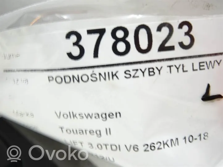 Volkswagen Touareg II Regulador de puerta trasera con motor 7P6839755A