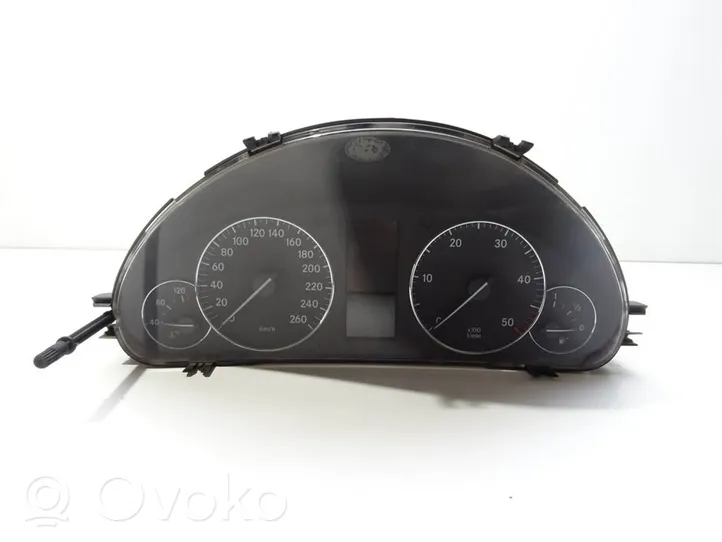 Mercedes-Benz C AMG W203 Speedometer (instrument cluster) A2035405148