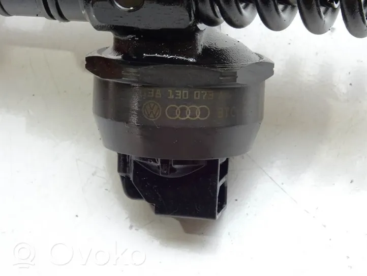 Volkswagen Golf V Set di iniettori 0414720215