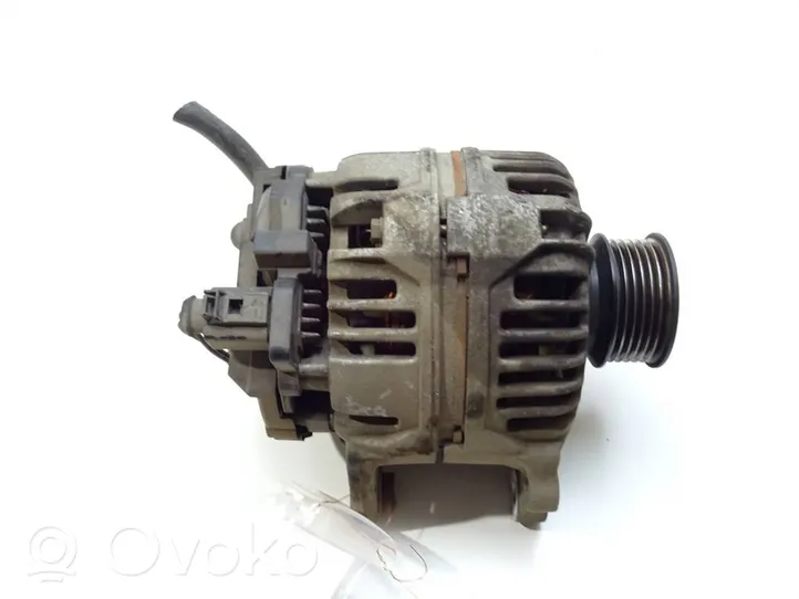 Volkswagen Golf IV Generatore/alternatore 037903025E