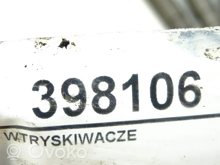 Mercedes-Benz R W251 Wtryskiwacze / Komplet A6420700487