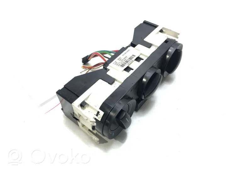 Volkswagen Polo IV 9N3 Interior fan control switch 6Q0819045T