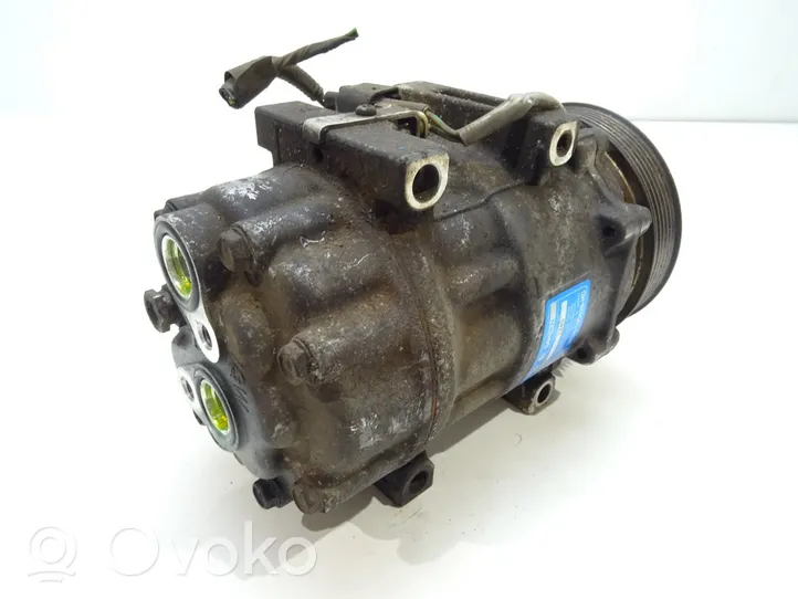 Volvo V50 Ilmastointilaitteen kompressorin pumppu (A/C) 3M5H-19D629-HD