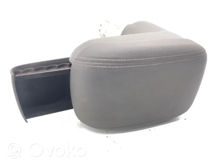 Opel Zafira C Armrest 