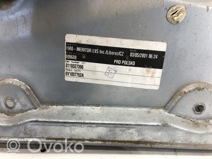Skoda Fabia Mk1 (6Y) Elektryczny podnośnik szyby drzwi przednich 6Y1837752A
