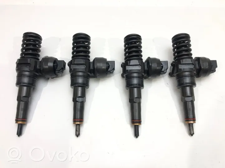 Volkswagen PASSAT B5.5 Set di iniettori 0414720037