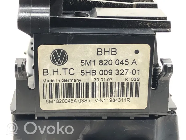 Volkswagen Golf Plus Salono ventiliatoriaus reguliavimo jungtukas 5M1820045A