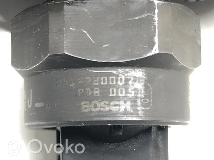 Audi A4 S4 B5 8D Purkštukų (forsunkių) komplektas 038130073F