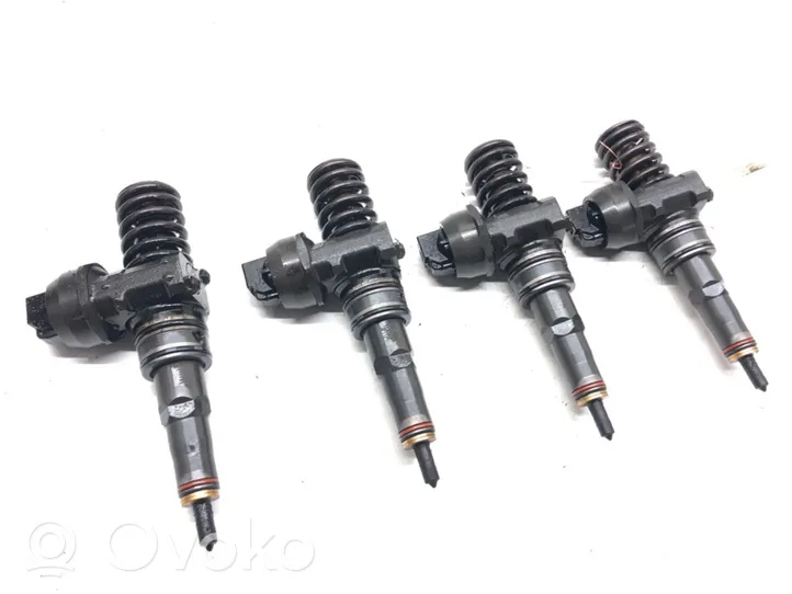 Seat Ibiza III (6L) Injecteur de carburant 038130073AG