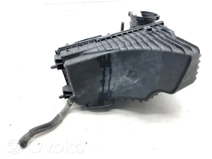 Volkswagen Touareg I Boîtier de filtre à air 7L6129601Q