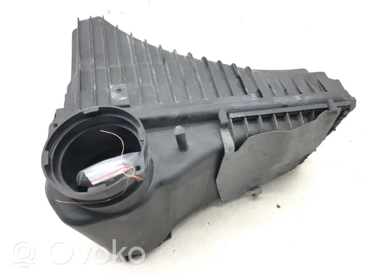 Volkswagen Touareg I Scatola del filtro dell’aria 7L6129601Q