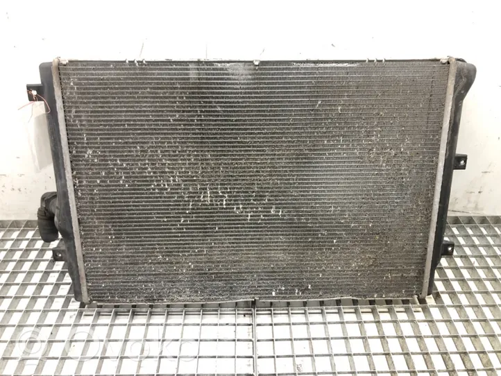 Volkswagen PASSAT B7 Coolant radiator 3C0121253AR