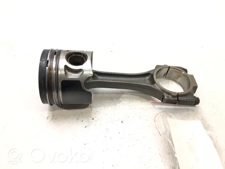 Volkswagen Caddy Piston with connecting rod BLS