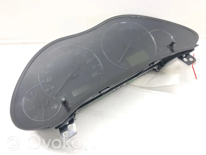 Toyota Avensis T250 Speedometer (instrument cluster) 83800-05C00-C