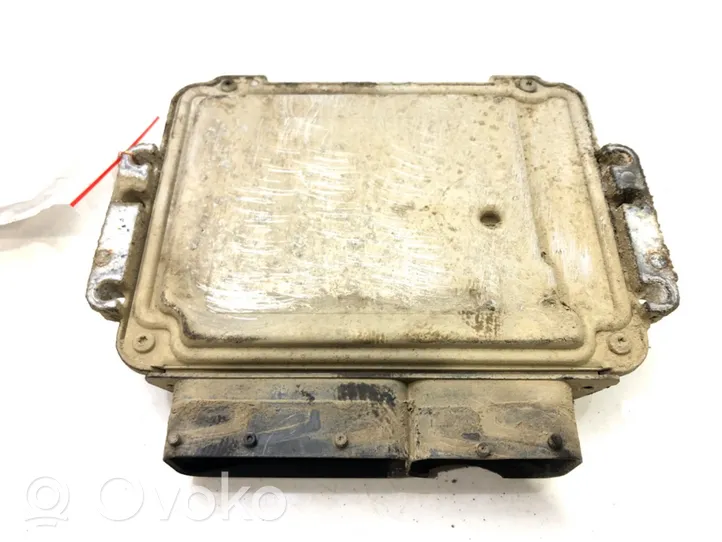 Opel Astra H Komputer / Sterownik ECU silnika 