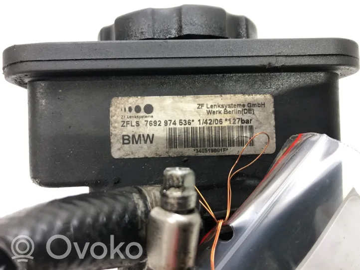 BMW X3 E83 Pompe de direction assistée 7692974536