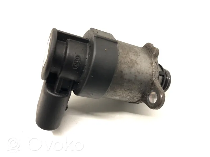 Volkswagen Golf VII Fuel pressure regulator 0928400768