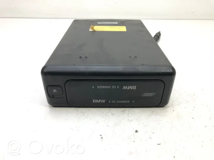 BMW 7 E38 CD/DVD-vaihdin 8361663