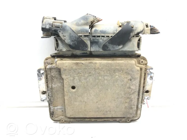 Opel Astra H Unité de commande, module ECU de moteur 0281011943