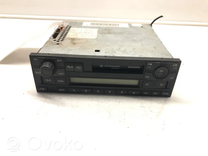 Volkswagen PASSAT B5.5 Radio/CD/DVD/GPS-pääyksikkö 1J0035186D