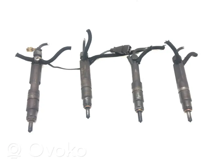 Audi A4 S4 B5 8D Fuel injectors set 028130201J