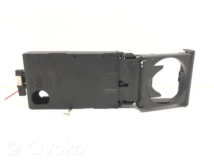 Audi A6 S6 C5 4B Uchwyt na kubek deski rozdzielczej 4B0862534A