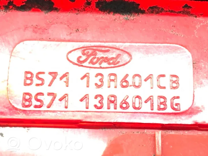 Ford Focus Papildomas stop žibintas BS7113A601CB