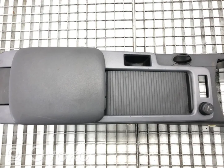 Volvo C30 Center console 