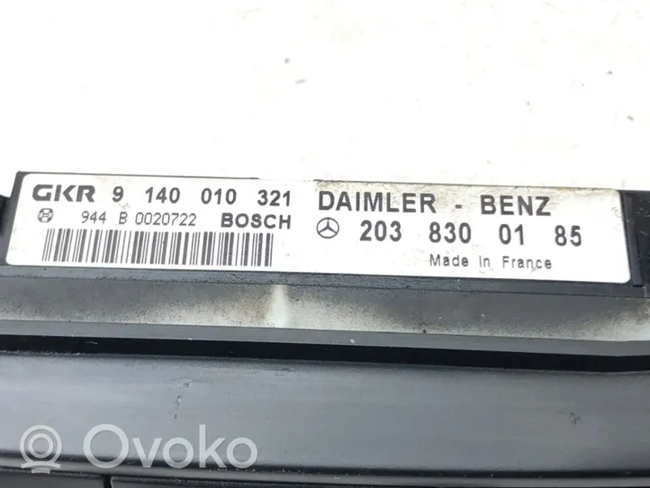 Mercedes-Benz C AMG W203 Sisätuulettimen ohjauskytkin 2038300185