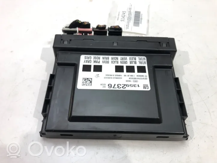 Opel Insignia A Central body control module 13592376