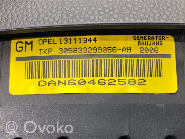 Opel Astra H Poduszka powietrzna Airbag kierownicy 13111344