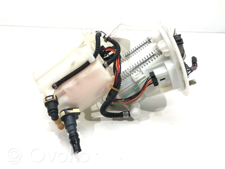 Mercedes-Benz CLA C117 X117 W117 In-tank fuel pump A2464701694