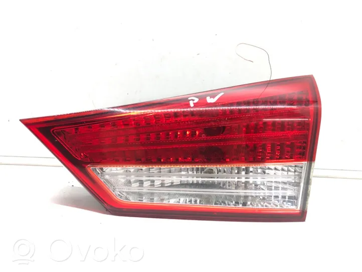 Hyundai ix20 Rear/tail lights 92404-1K0