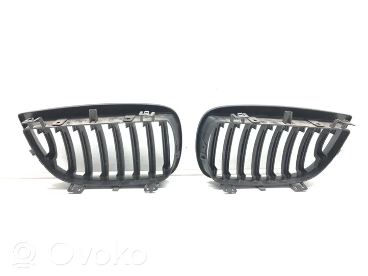 Audi A5 8T 8F Grille de calandre avant 