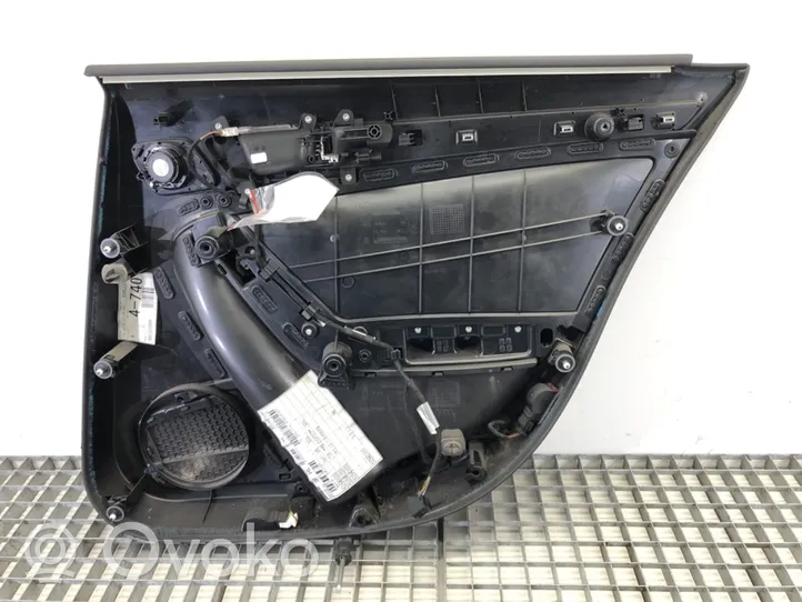 Audi A4 S4 B8 8K Takaoven verhoilu 