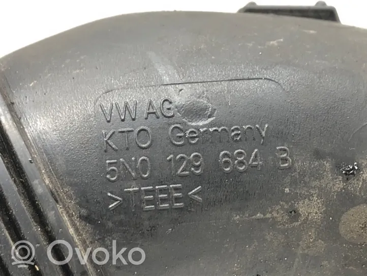 Volkswagen Tiguan Rura / Wąż dolotowy powietrza 5N0129684B