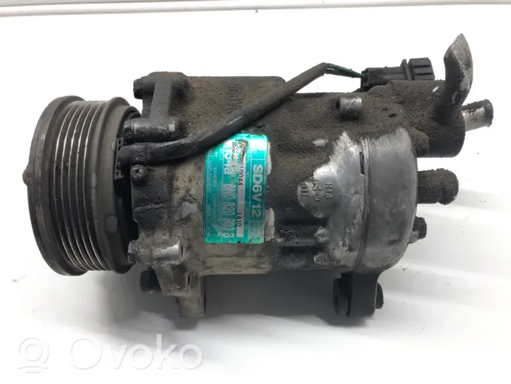 Volkswagen Polo III 6N 6N2 6NF Ilmastointilaitteen kompressorin pumppu (A/C) 6N0820803B