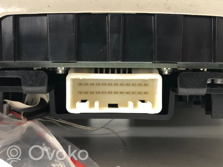 Ford Mondeo MK V Rivestimento della console di illuminazione installata sul rivestimento del tetto DS73-F519A58