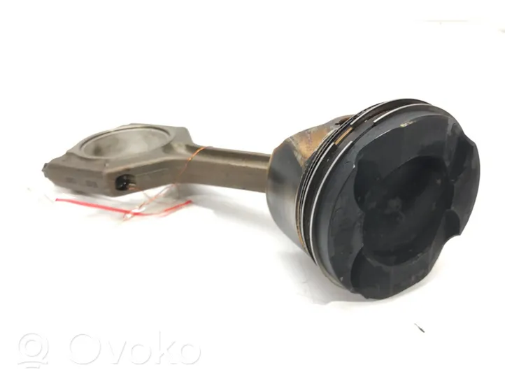 BMW 5 F10 F11 Piston with connecting rod 