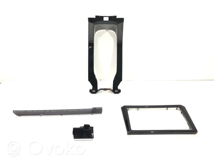 Toyota Corolla E210 E21 Garniture de tableau de bord 58822-02440