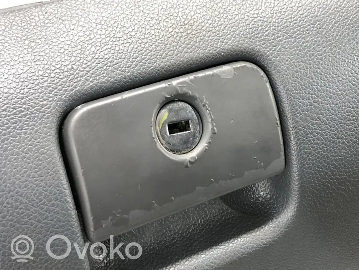 Seat Toledo II (1M) Daiktadėžės (bordačioko) komplektas 1M1857104A