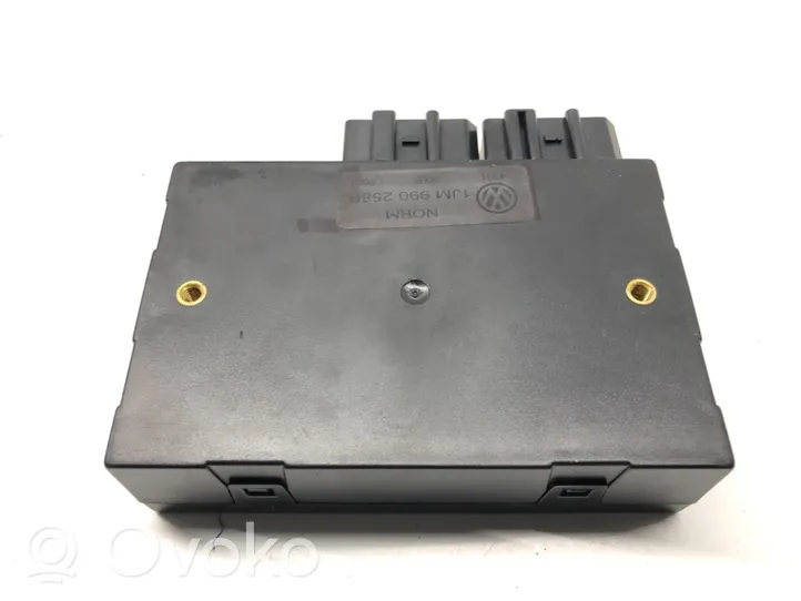 Volkswagen Bora Modulo di controllo del corpo centrale 1C0962258J