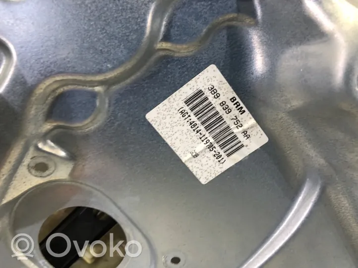 Volkswagen PASSAT B5 Elektryczny podnośnik szyby drzwi tylnych 3B9839752AA