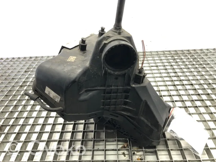 Audi A5 8T 8F Boîtier de filtre à air 8K0133835BM