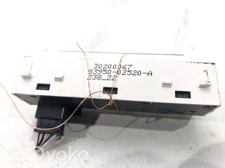 Toyota Corolla E210 E21 Monitori/näyttö/pieni näyttö 83950-02520-A