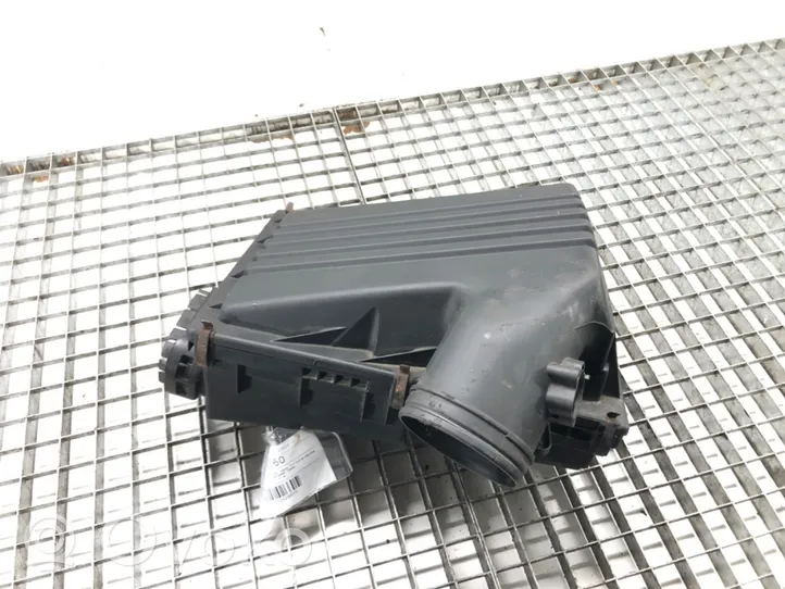 BMW X5 E70 Boîtier de filtre à air 7548885